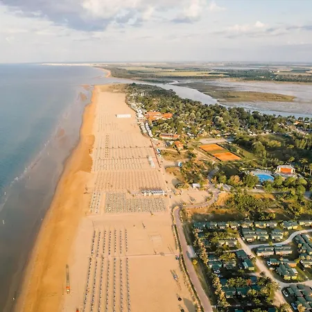 Modern Near The - Beahost Appartamento Bibione