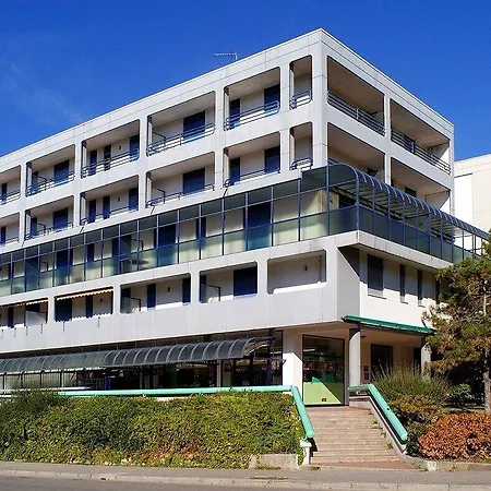 Apartment Modern Near The - Beahost