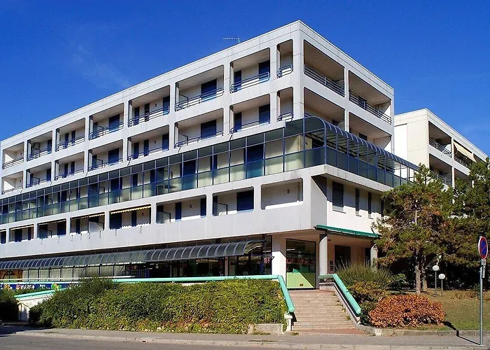 Daire Modern Near The - Beahost